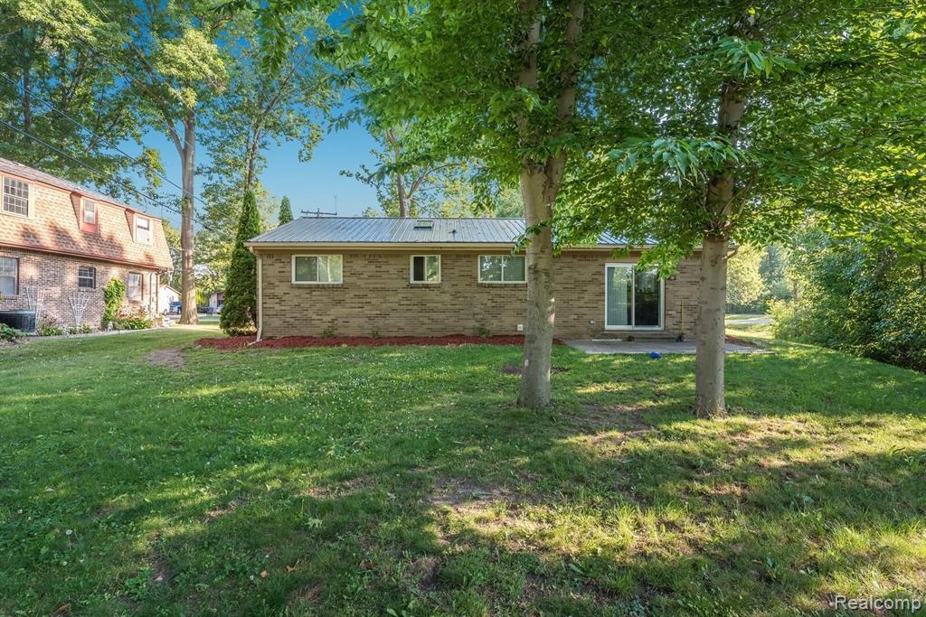 48021 Fuller Road Chesterfield, MI 48051 - Photo 25 of 26