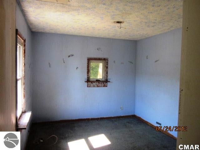 3486 West Kent Road St. Louis, MI 48880 - Photo 7 of 12 1767184-6.JPG