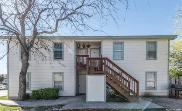 $1,025 | 1405 Donaldson Avenue, Unit 202, San Antonio, TX 78228