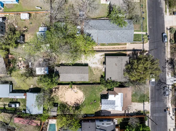 $1,250 | 1116 Ebert Avenue, Unit B, Austin, TX 78721
