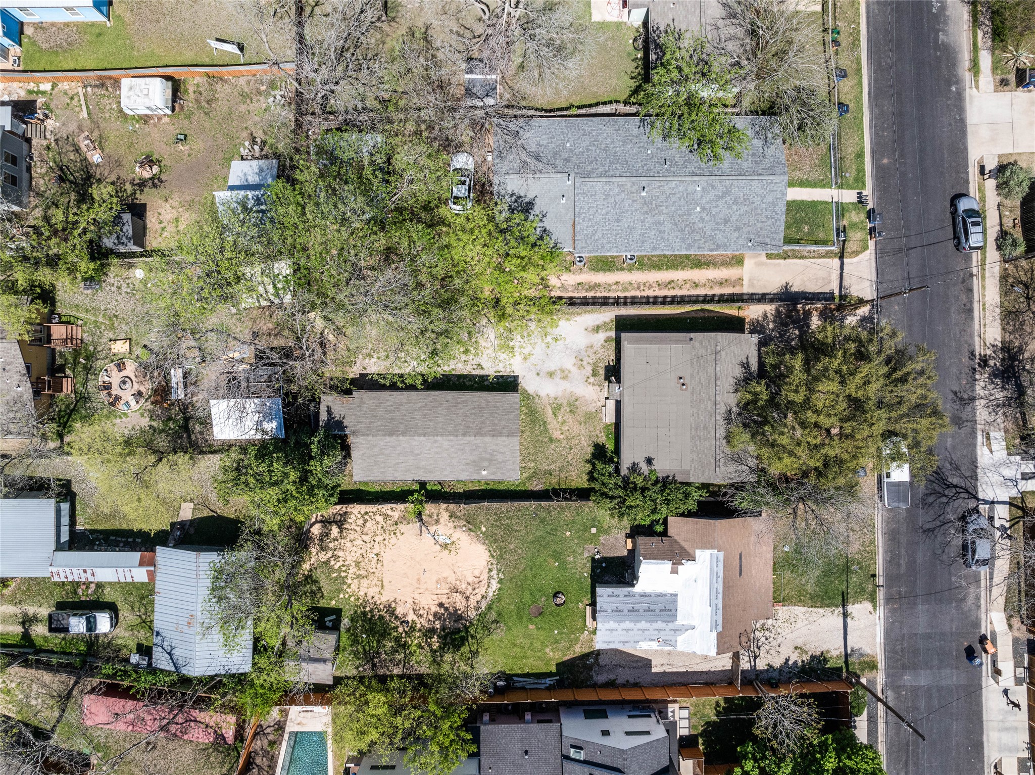 1116 Ebert Avenue, Unit B Austin, TX 78721 - Photo 24 of 28 an aerial view of a house with a garden