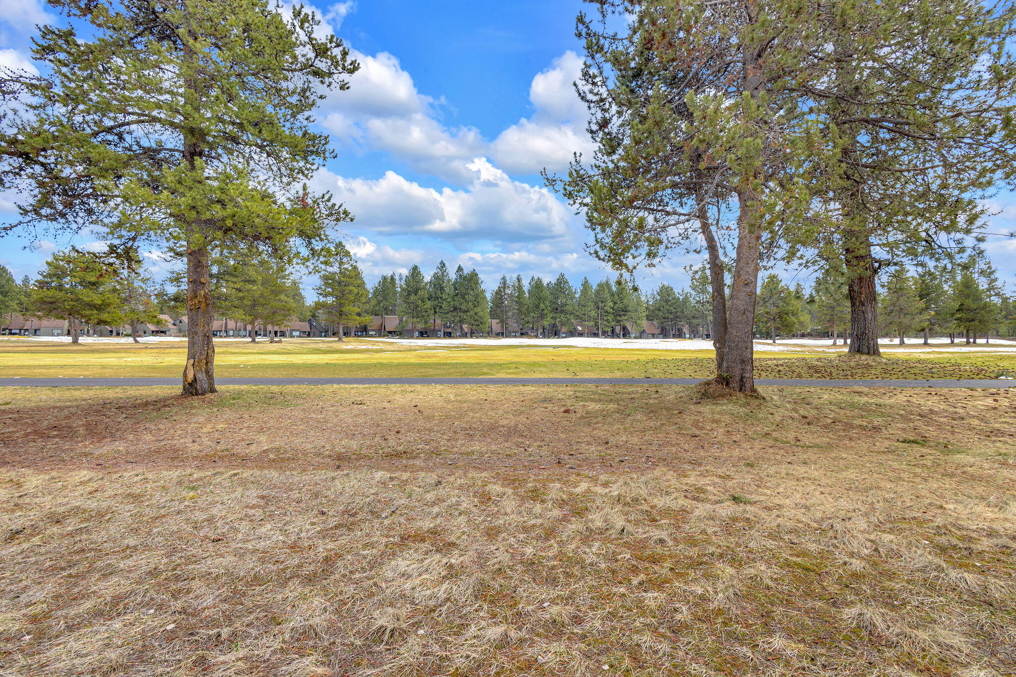 17797 15th Tee Lane, Unit 9 Sunriver, OR 97707 - Photo 20 of 21 9_Fifteenth_Tee-36