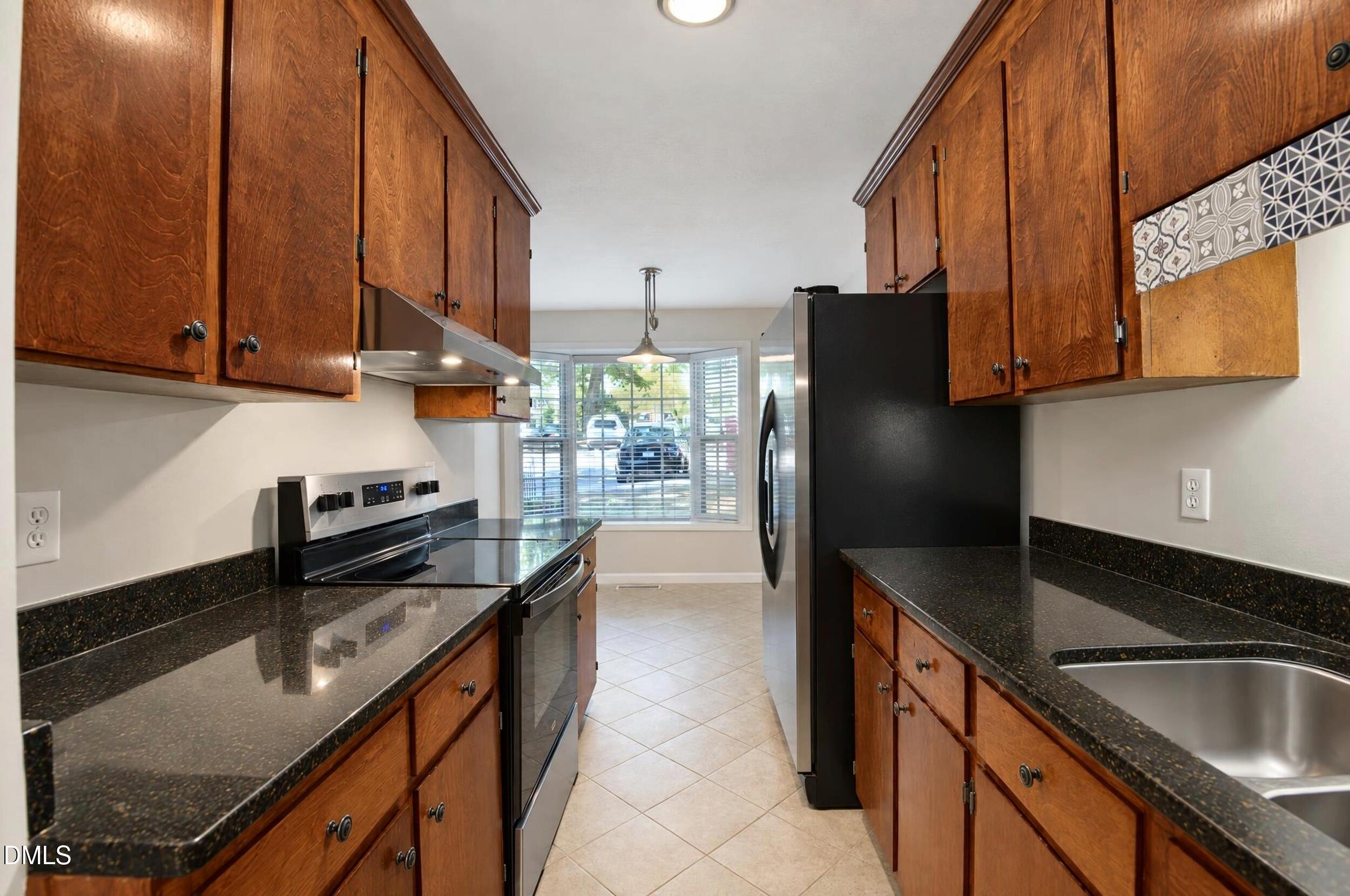 2860 Wycliff Road Raleigh, NC 27607 - Photo 17 of 34 16_dsc_1469__c10_c_high2048