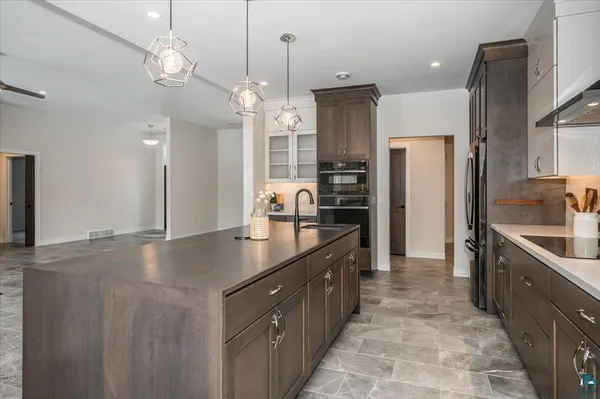 $799,900 | 5005 Knotty Wood Court, Hermantown, MN 55811