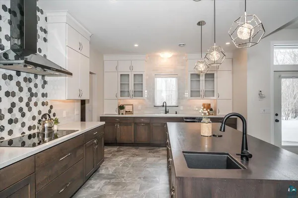 $799,900 | 5005 Knotty Wood Court, Hermantown, MN 55811