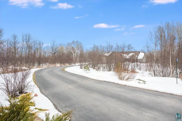 $799,900 | 5005 Knotty Wood Court, Hermantown, MN 55811