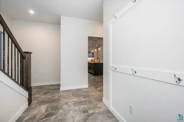 $799,900 | 5005 Knotty Wood Court, Hermantown, MN 55811