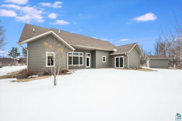 $799,900 | 5005 Knotty Wood Court, Hermantown, MN 55811