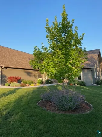 $799,900 | 5005 Knotty Wood Court, Hermantown, MN 55811