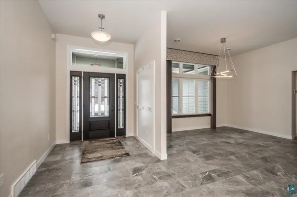 $799,900 | 5005 Knotty Wood Court, Hermantown, MN 55811