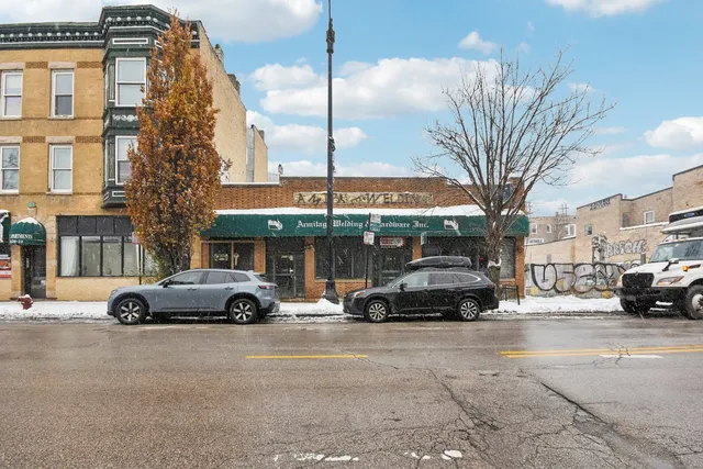 $850,000 | 3212 West Armitage Avenue, Chicago, IL 60647