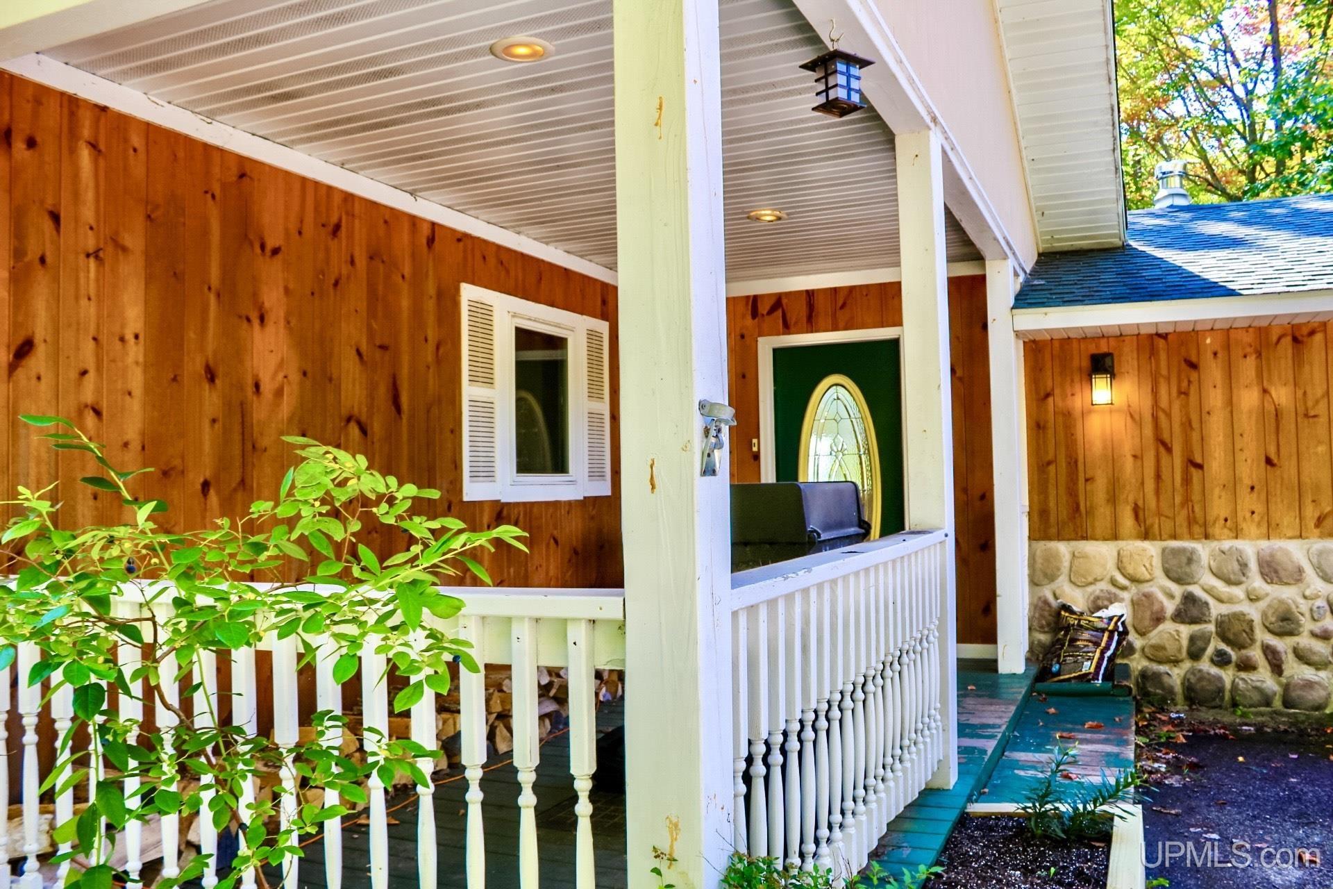 42936 Superior Road Houghton, MI 49931 - Photo 2 of 43