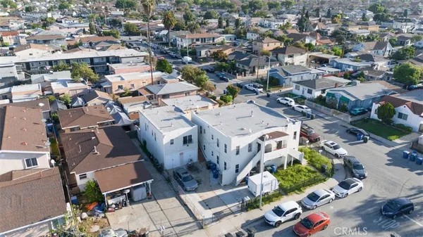$1,099,999 | 545 Eastmont Avenue, Los Angeles, CA 90022