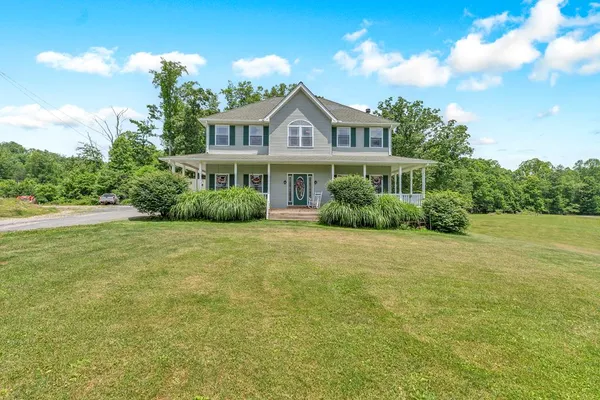 $725,000 | 424 Beech Creek Hollow, Oak Hill, WV 25901