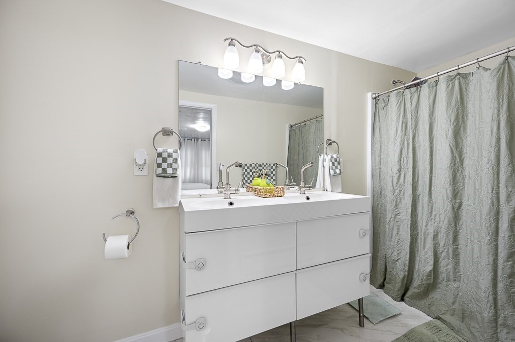 11 Savoy Street Worcester, MA 01607 - Photo 19 of 27 Gallery Image 19