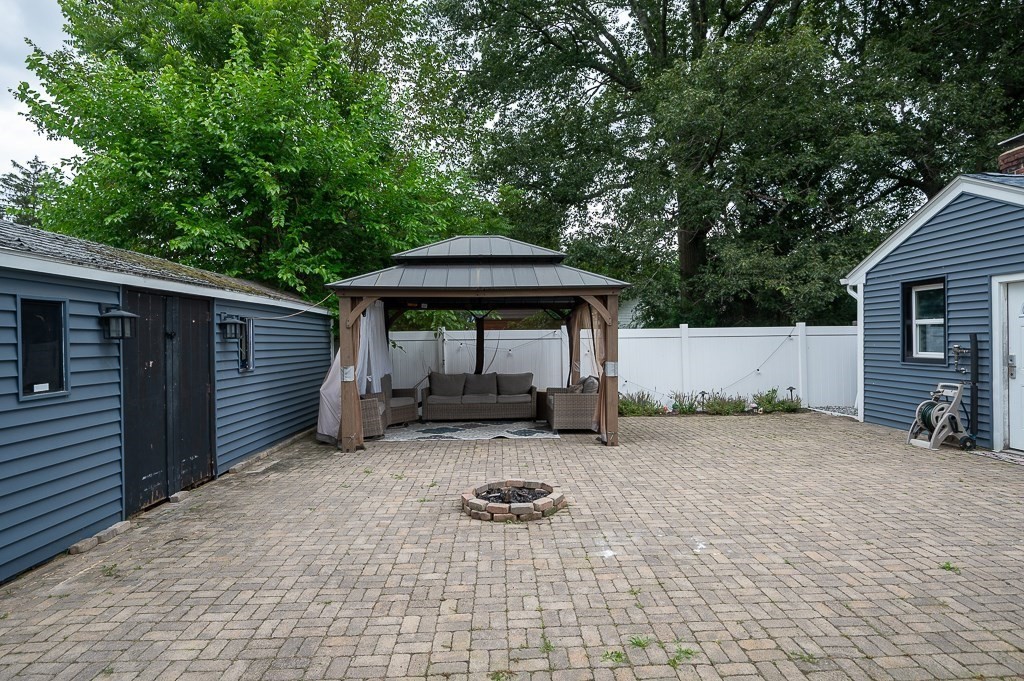 11 Savoy Street Worcester, MA 01607 - Photo 24 of 27 Gallery Image 24