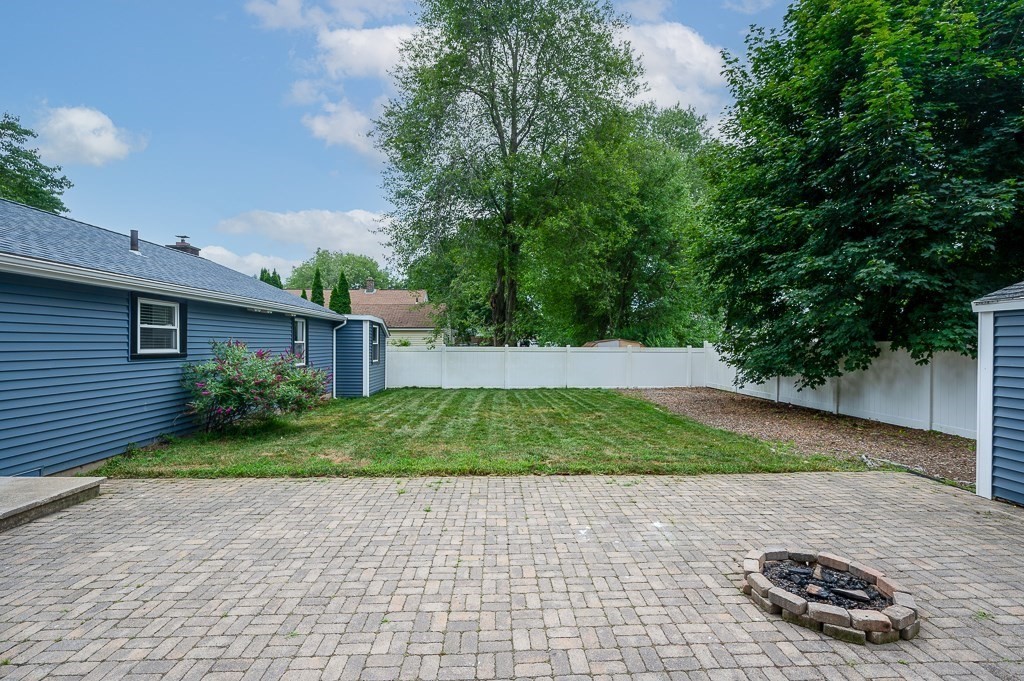 11 Savoy Street Worcester, MA 01607 - Photo 25 of 27 Gallery Image 25
