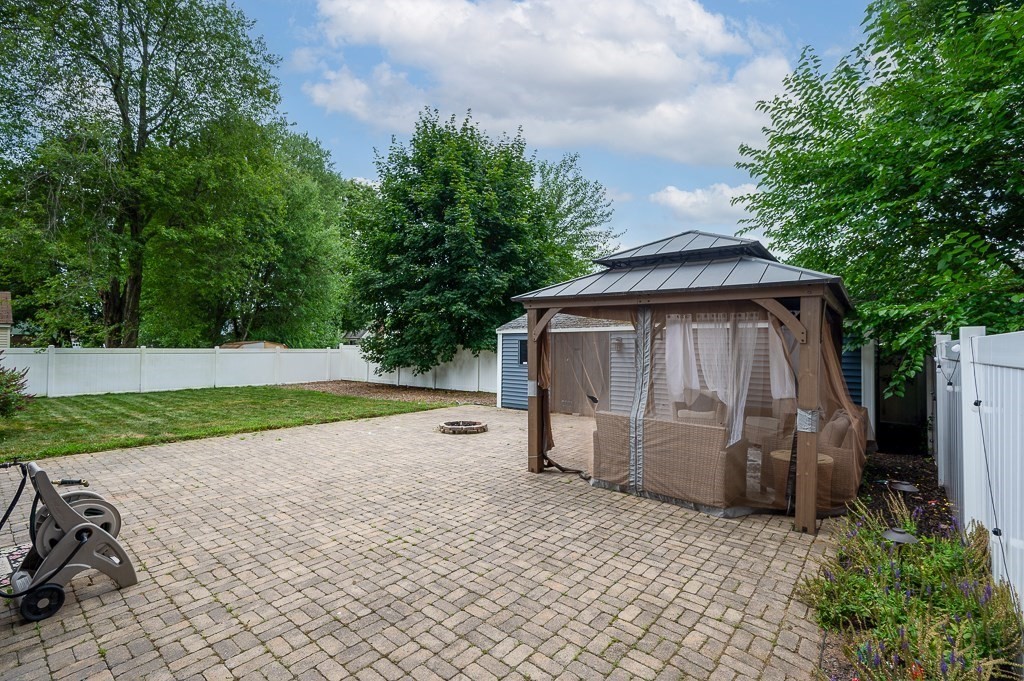 11 Savoy Street Worcester, MA 01607 - Photo 26 of 27 Gallery Image 26