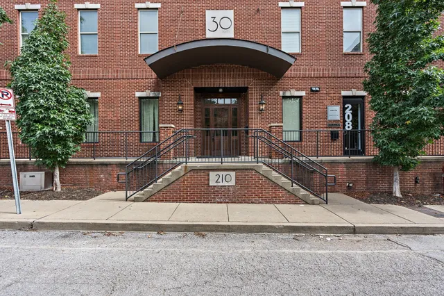 $375,000 | 210 30th Avenue North, Unit 413, Nashville, TN 37203