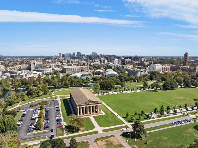 $375,000 | 210 30th Avenue North, Unit 413, Nashville, TN 37203