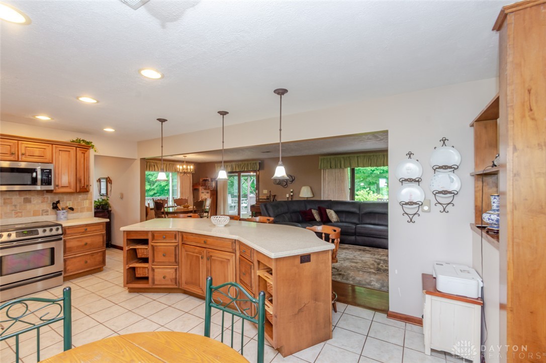 2274 Mann Road Eaton, OH 45320 - Photo 9 of 55