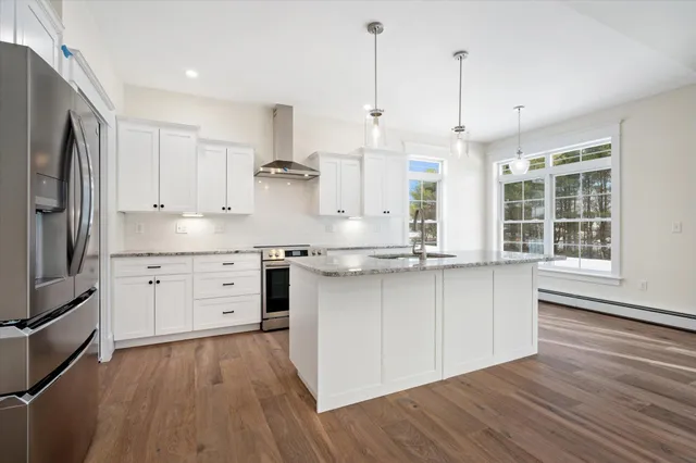 $599,000 | 7 Donegal Drive, Bangor, ME 04401