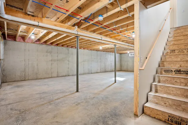 $599,000 | 7 Donegal Drive, Bangor, ME 04401