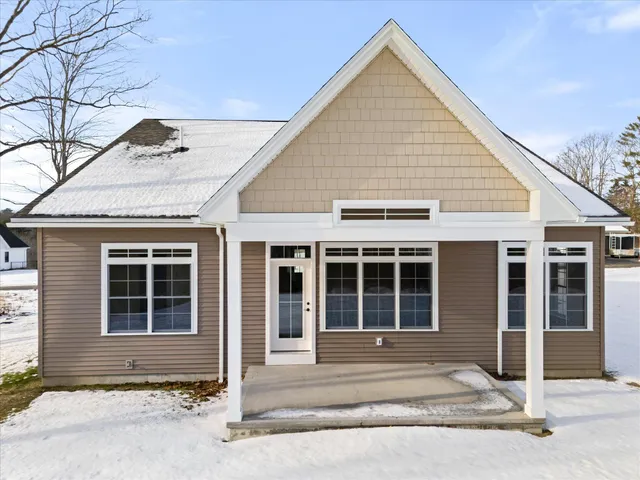 $599,000 | 7 Donegal Drive, Bangor, ME 04401