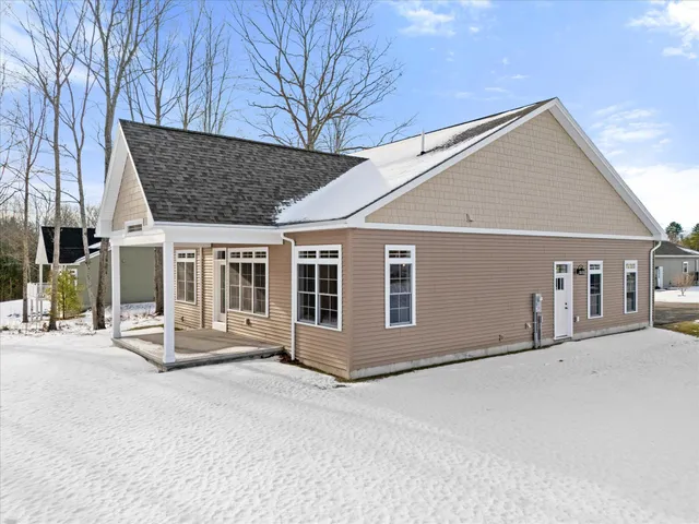 $599,000 | 7 Donegal Drive, Bangor, ME 04401