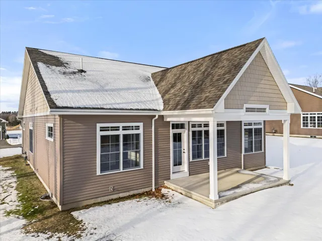 $599,000 | 7 Donegal Drive, Bangor, ME 04401