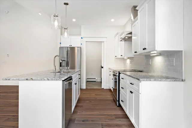 $599,000 | 7 Donegal Drive, Bangor, ME 04401