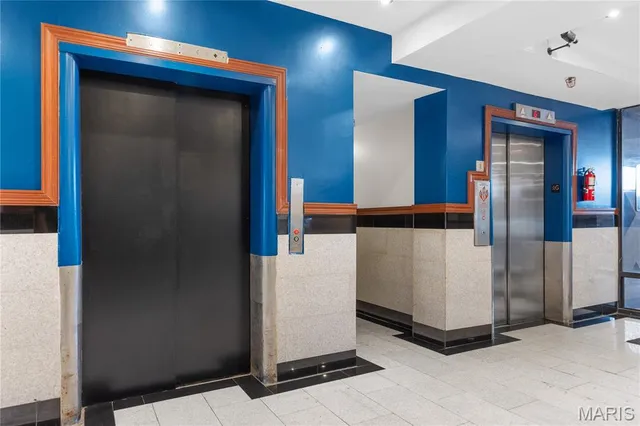 $9,750,000 | 3450 Russell Boulevard, St. Louis, MO 63104