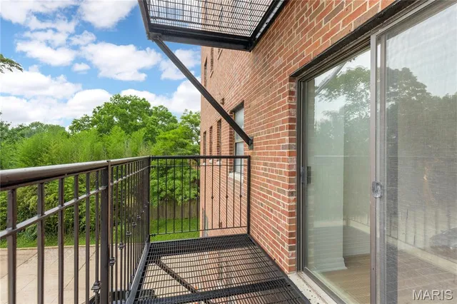 $9,750,000 | 3450 Russell Boulevard, St. Louis, MO 63104