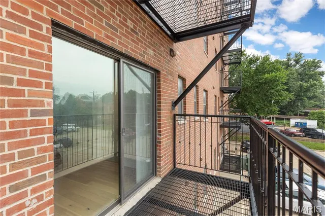 $9,750,000 | 3450 Russell Boulevard, St. Louis, MO 63104