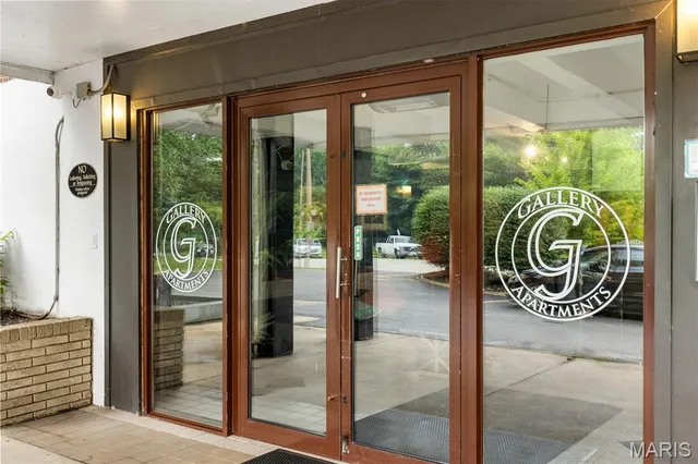 $9,750,000 | 3450 Russell Boulevard, St. Louis, MO 63104