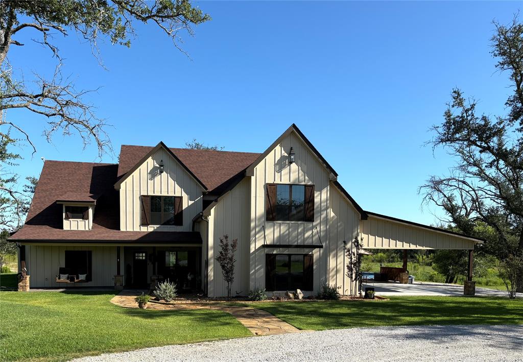 125 Drake Court Comanche, TX 76442 - Photo 1 of 35