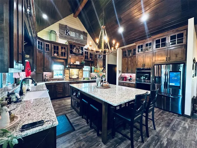 $649,000 | 125 Drake Court, Comanche, TX 76442