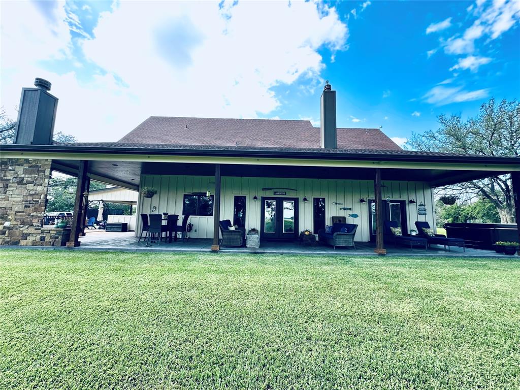 125 Drake Court Comanche, TX 76442 - Photo 4 of 35