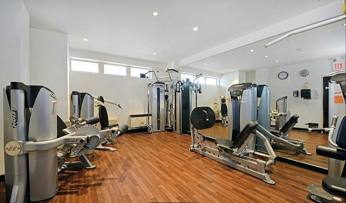 300 East 40th Street, Unit 28P Manhattan, NY 10016 - Photo 15 of 16