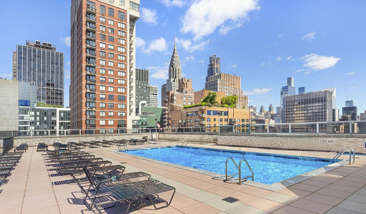 300 East 40th Street, Unit 28P Manhattan, NY 10016 - Photo 9 of 16