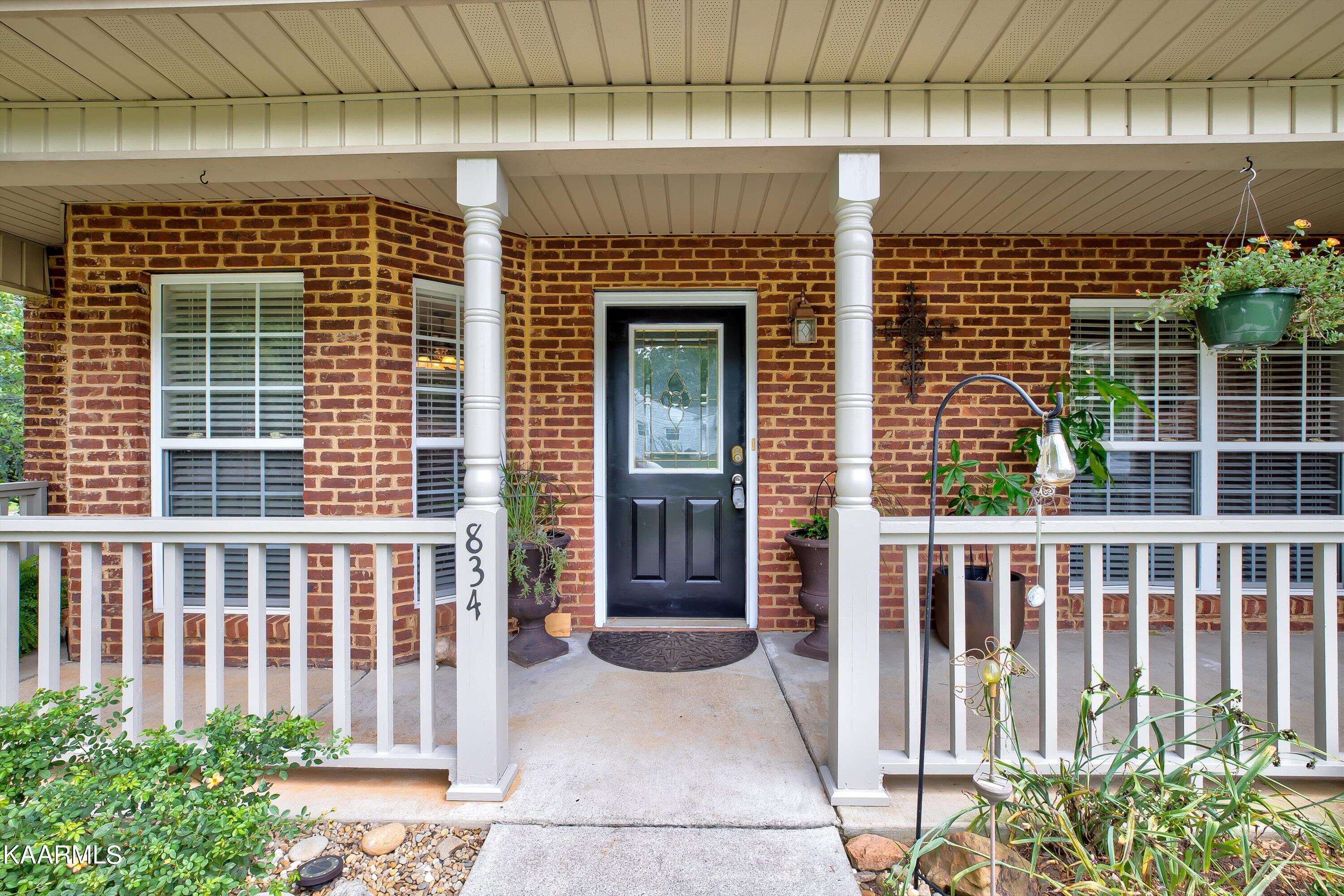 834 Alcoa Road Alcoa, TN 37701 - Photo 2 of 25 02-834 Alcoa Rd-2