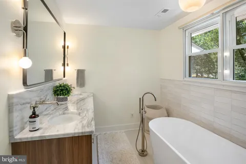 $849,900 | 4111 Denfeld Avenue, Kensington, MD 20895