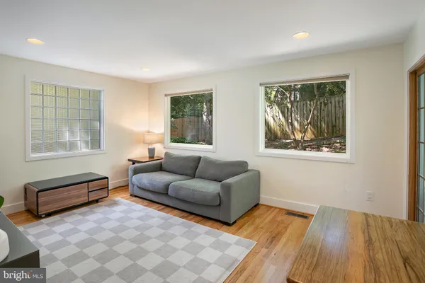 $849,900 | 4111 Denfeld Avenue, Kensington, MD 20895