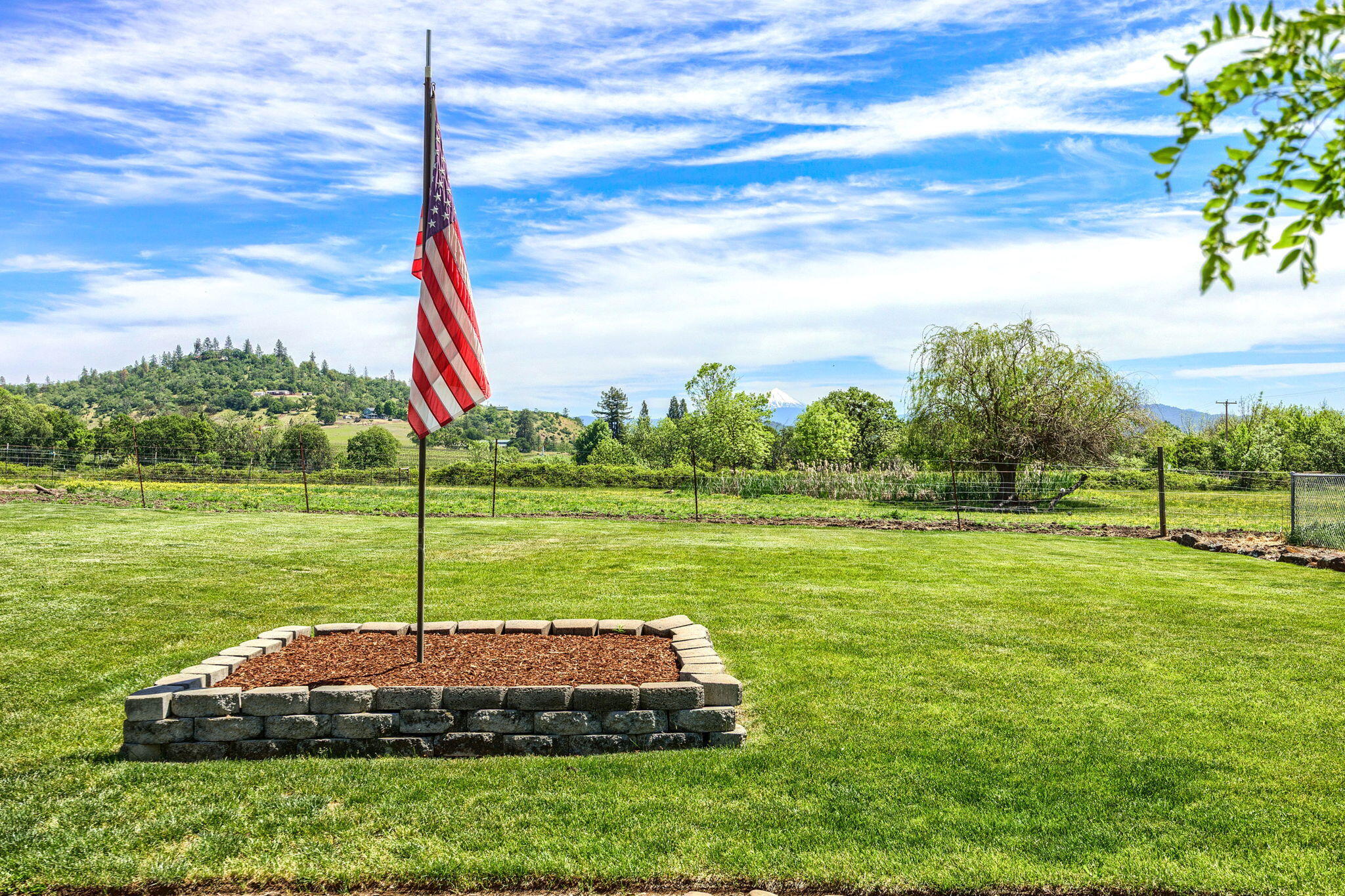 1350 Nick Young Road Eagle Point, OR 97524 - Photo 46 of 46