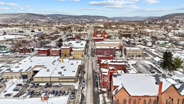 $3,000 | 136 Court Street, Unit 3, Binghamton, NY 13901