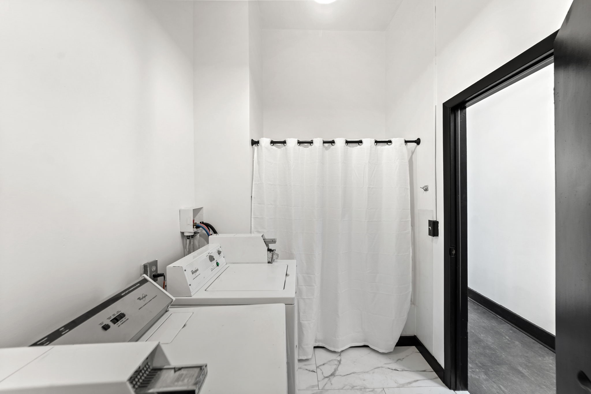 136 Court Street, Unit 3 Binghamton, NY 13901 - Photo 9 of 23