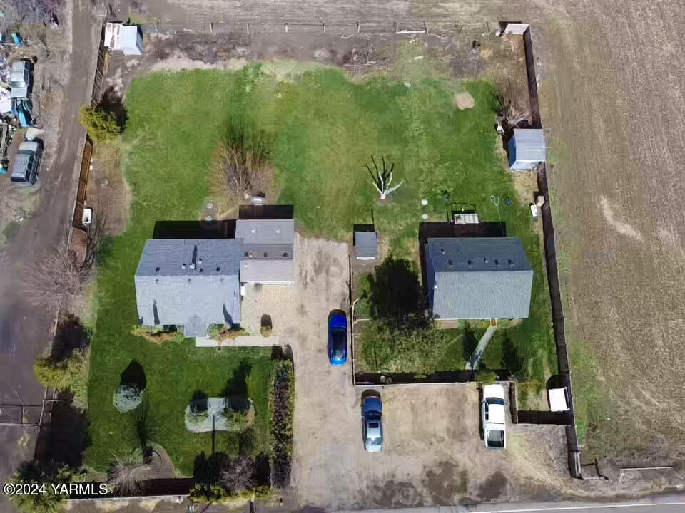 1451 Outlook Road Outlook, WA 98938 - Photo 27 of 27 an aerial view of a house with a yard