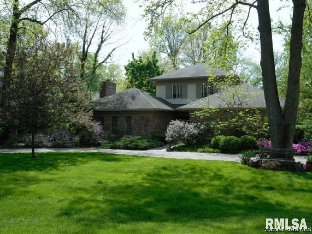 1955 South Illini Road Springfield, IL 62704 - Photo 1 of 9