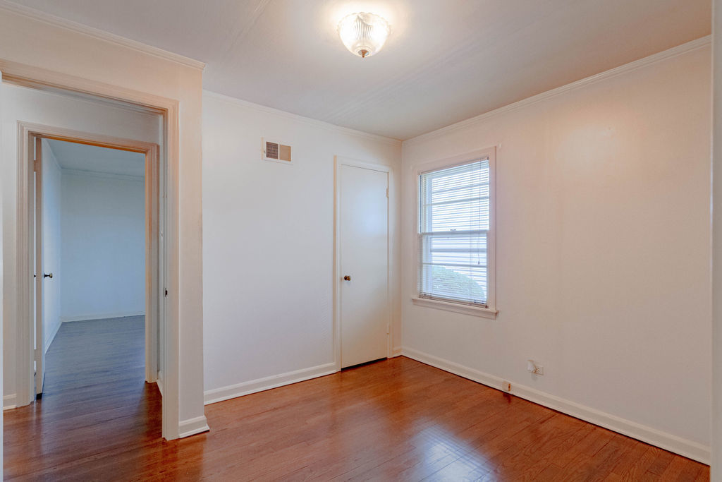 8937 Harms Road Morton Grove, IL 60053 - Photo 19 of 27 Gallery Image 19