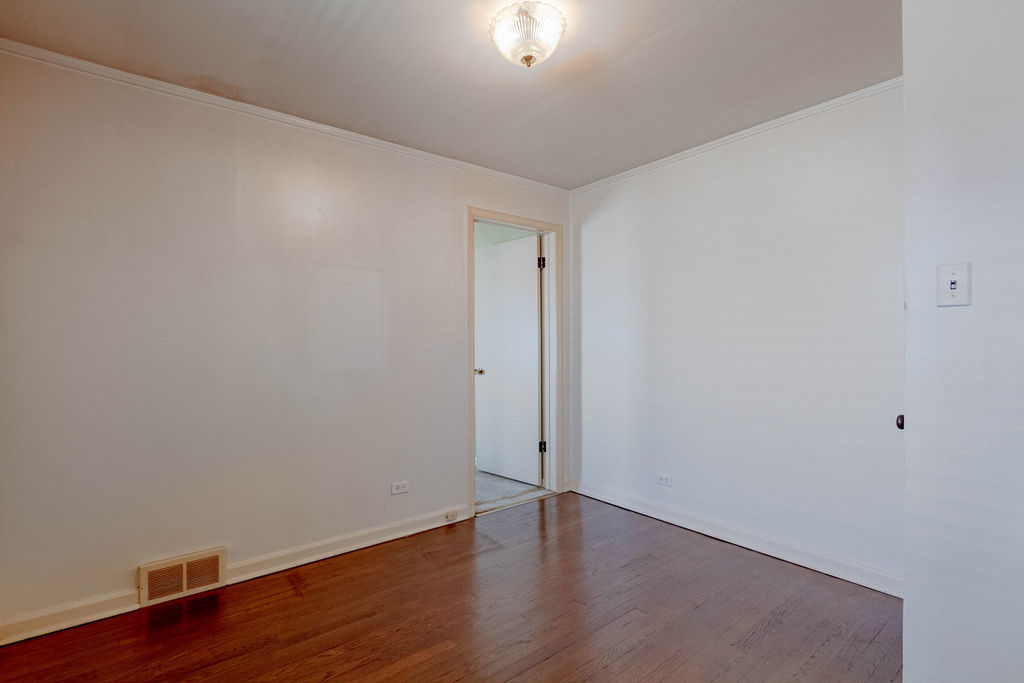 8937 Harms Road Morton Grove, IL 60053 - Photo 20 of 27 Gallery Image 20